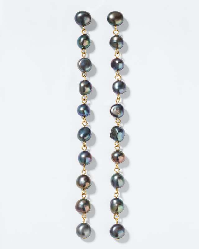 Cairo Long Earrings In Black